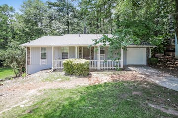 2227 Cherokee Valley Cir Lithonia, GA 30058